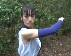 鈴木柚里絵のwikiプロフィールは 忍者のコスプレ理由も その他の人に会ってみた